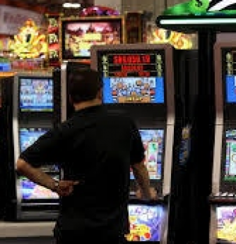 Orari non rispettati Cinque sale slot multate di 300 euro